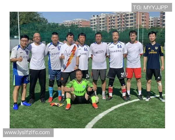 北京足球队转型之路的真实记录与背后故事探寻